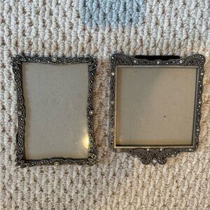 Vintage-Inspired Black and Silver Picture Frame Set